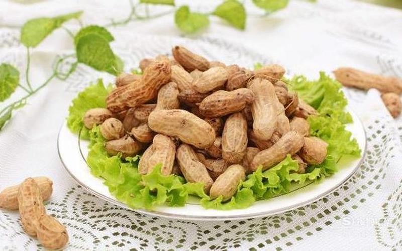 花生是生吃还是煮吃好(花生是生吃还是熟吃有营养)