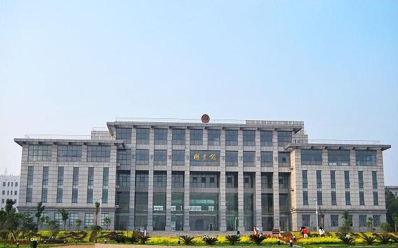 湖南警察学院是公办还是民办(湖南警察学院在哪里)