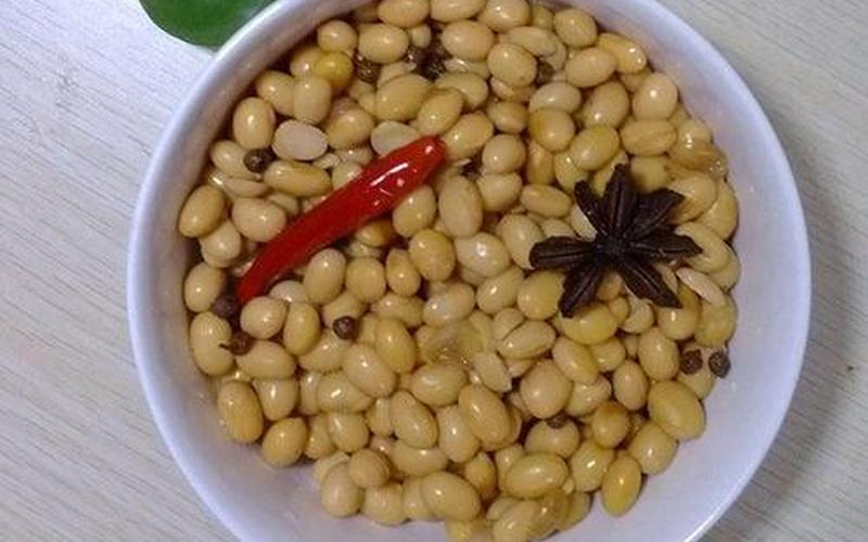 黄豆是用热水还是凉水(煮黄豆用开水还是冷水)